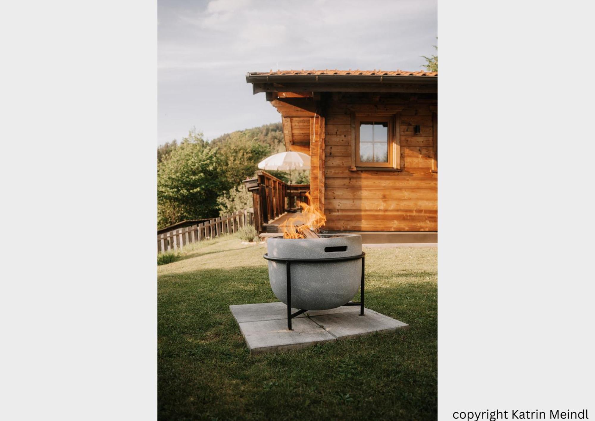 Das Paradieschen Edlitz - Stilvolles Blockhaus Mit Kamin Ngoại thất bức ảnh
